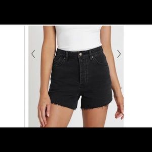 Rolla’s east coast high rise boot black shorts raw hems
